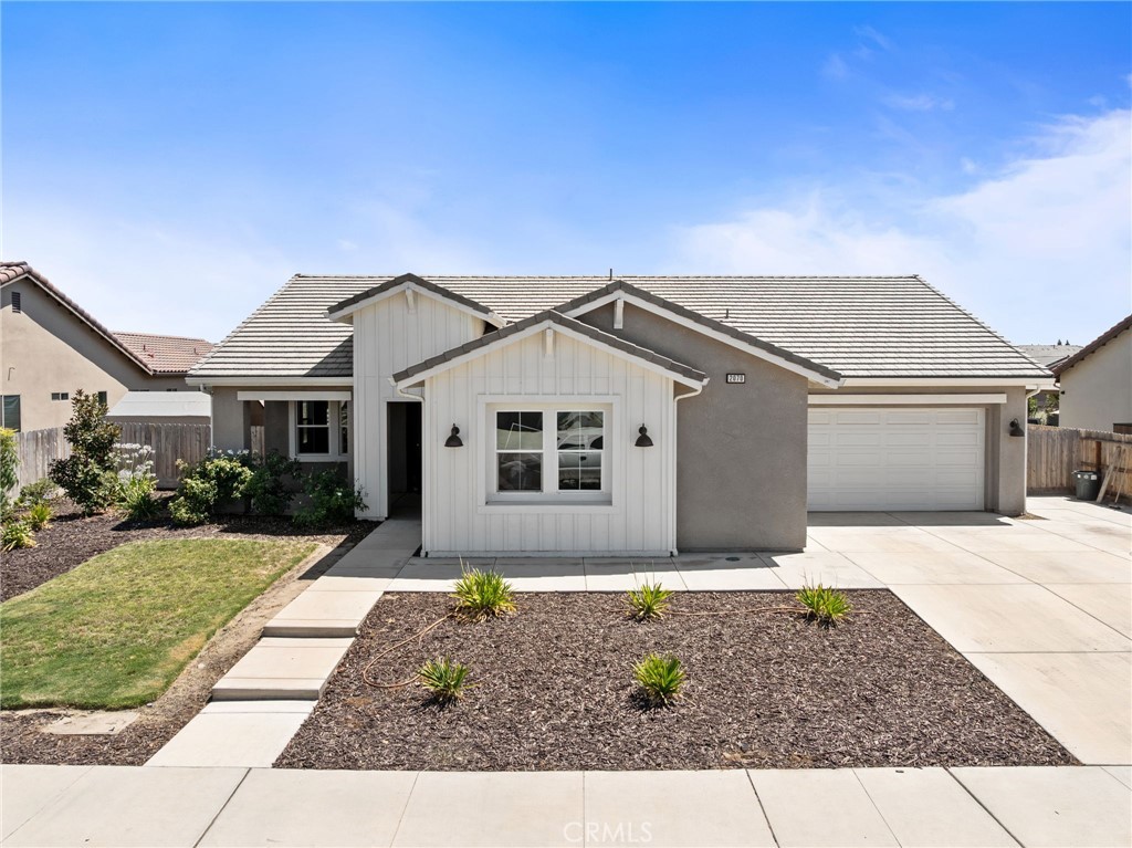 2070 Solig Avenue Property Photo 1