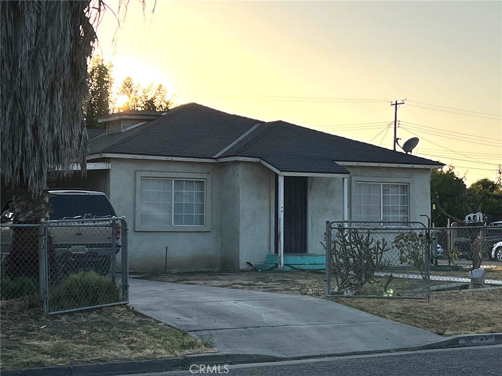 1702 Chittenden Avenue Property Photo 1