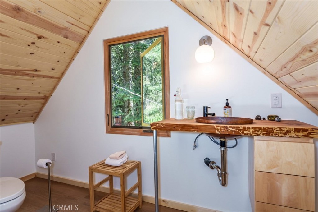 7731 Forest Drive Property Photo 18