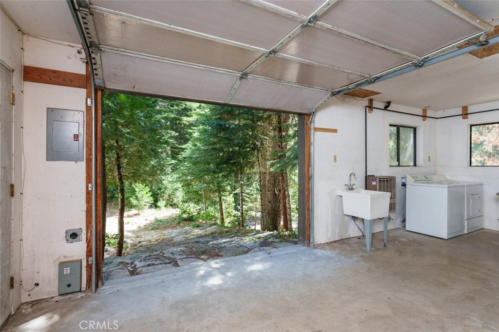 7731 Forest Drive Property Photo 31