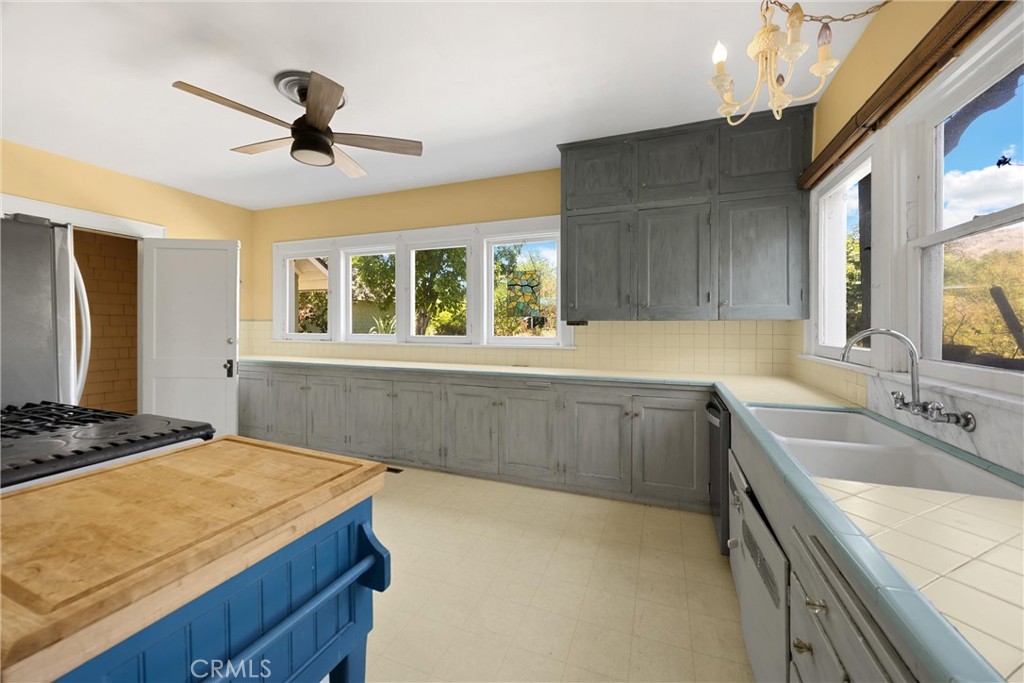 29412 Water Street Property Photo 18