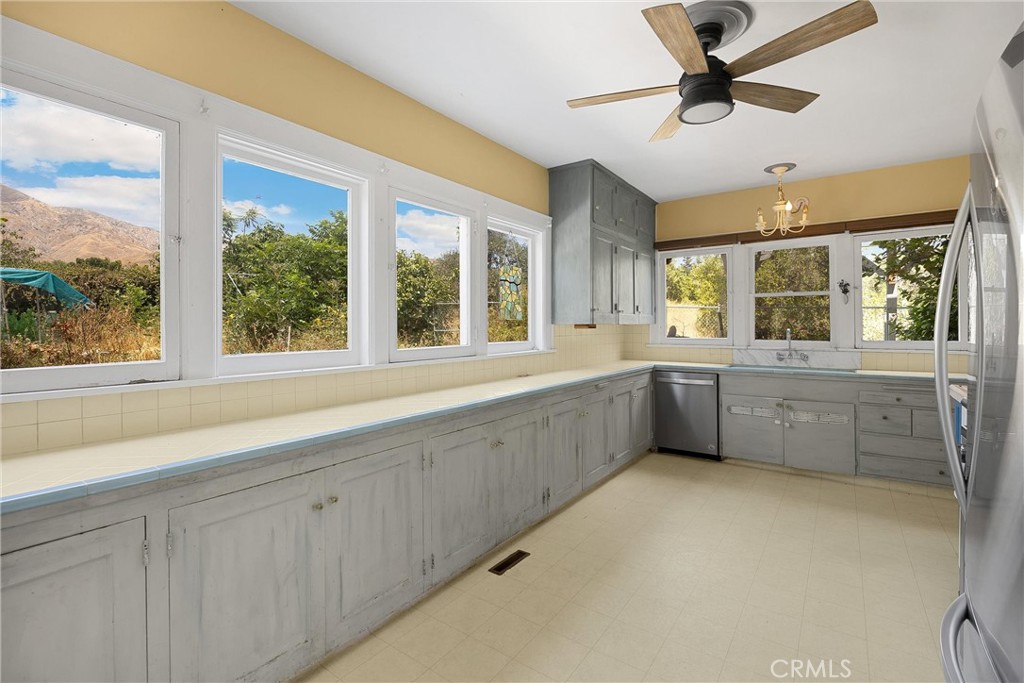 29412 Water Street Property Photo 19