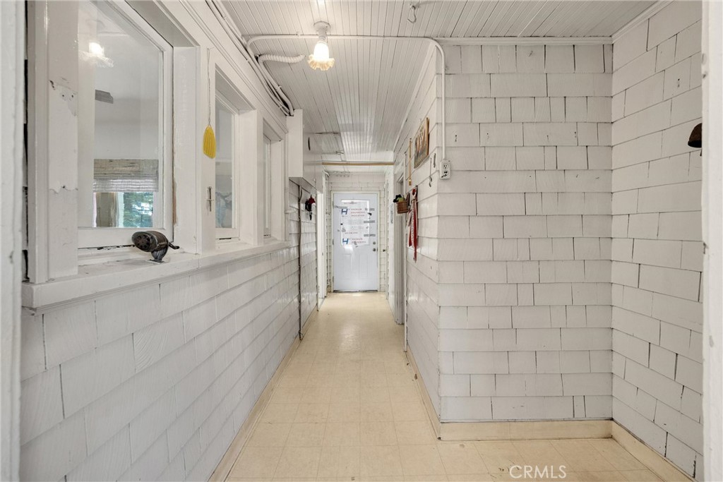 29412 Water Street Property Photo 21