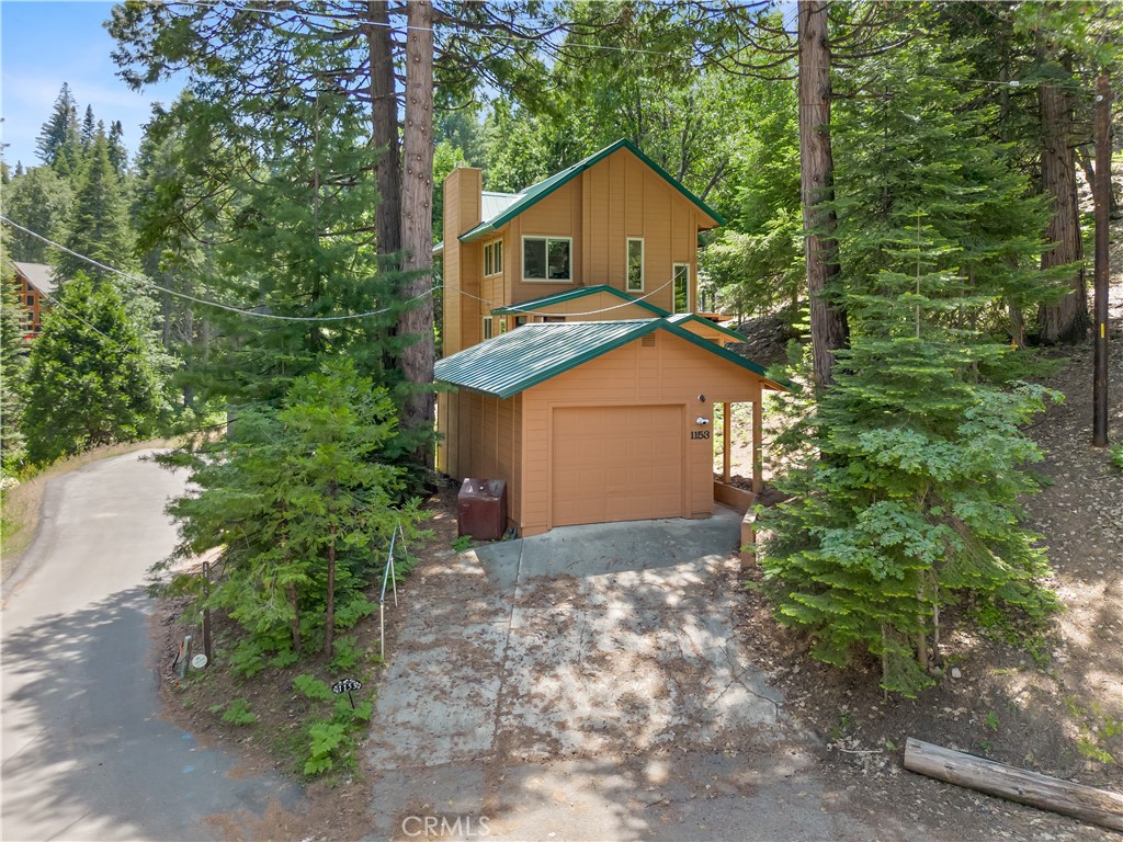 1153 Silver Tip Lane Property Photo 1