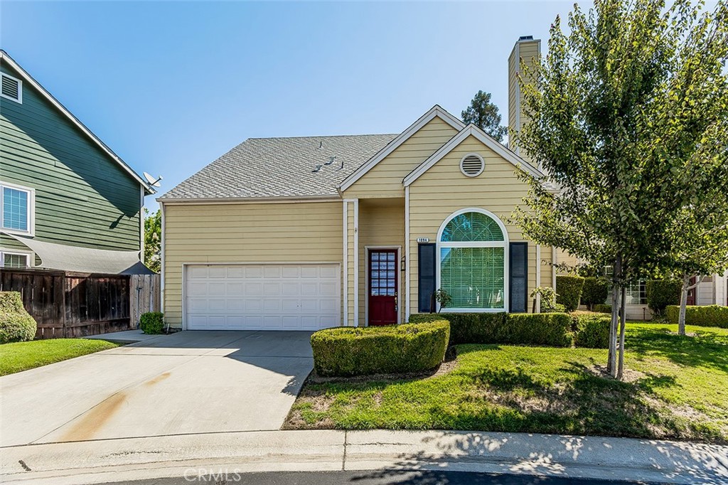 1094 E Monticello Circle Property Photo 1