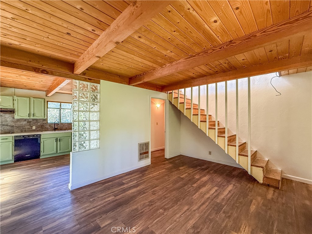 5552 Harris Cut Off Road Property Photo 15