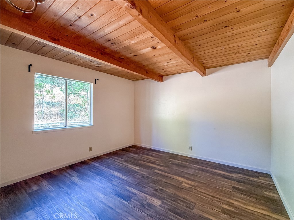 5552 Harris Cut Off Road Property Photo 17