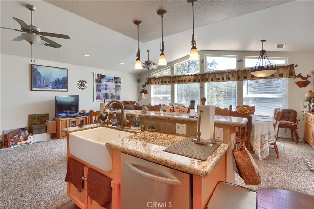 35768 Sierra Linda Drive Property Photo 5