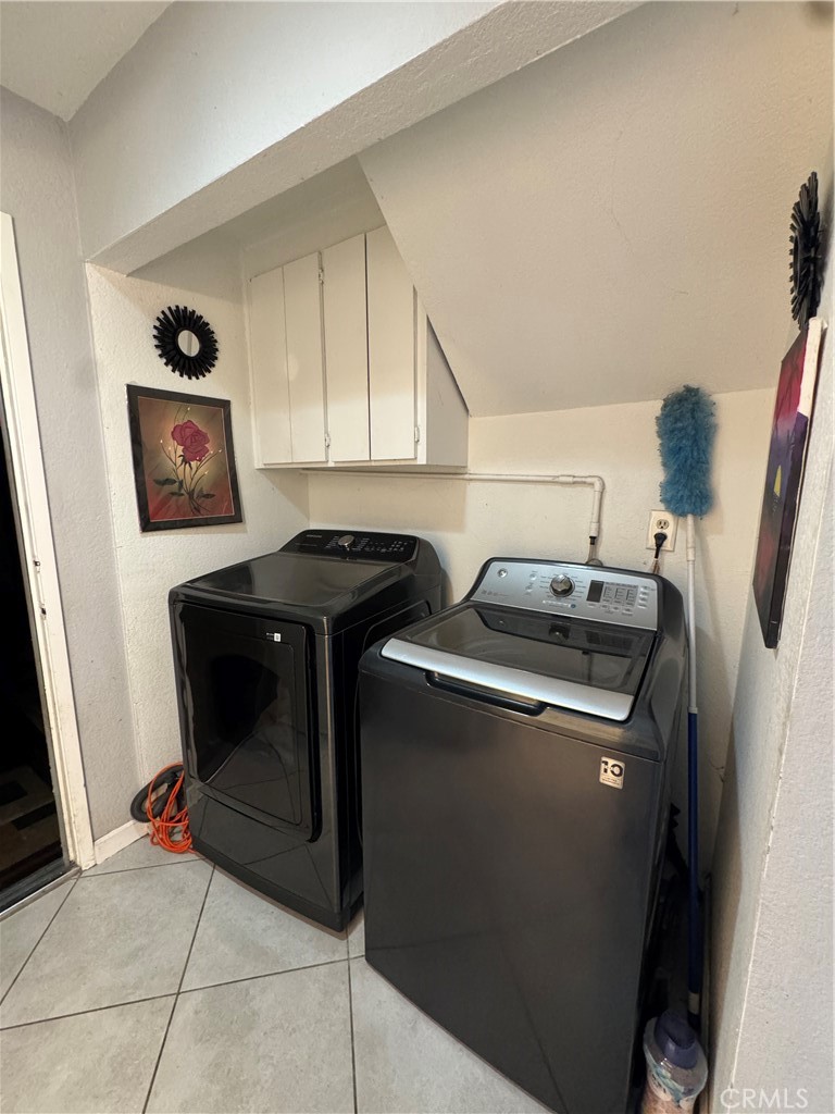 475 Whitney Avenue Property Photo 10