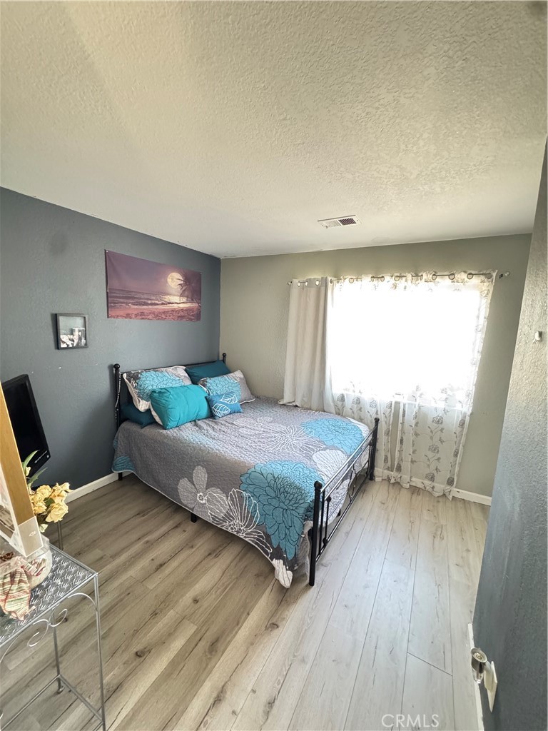 475 Whitney Avenue Property Photo 16