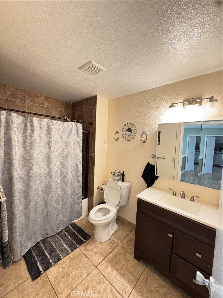 475 Whitney Avenue Property Photo 18