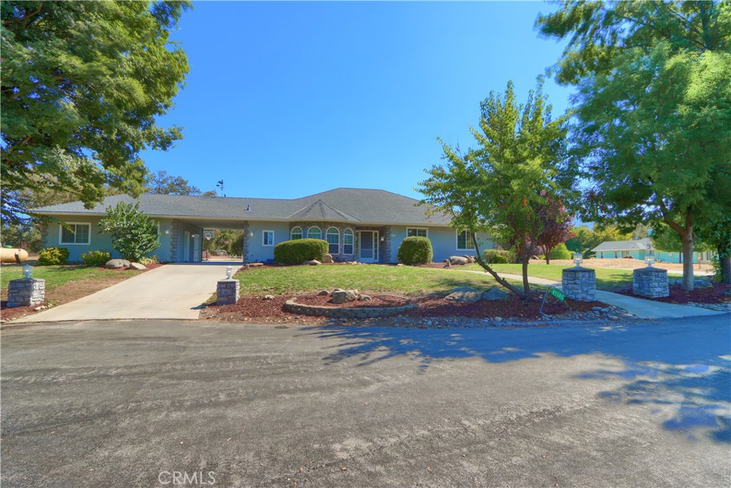 41345 Singing Hills Circle Property Photo 5