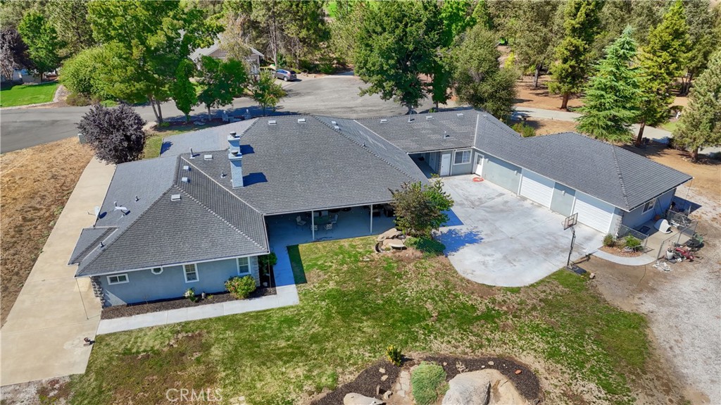41345 Singing Hills Circle Property Photo 7
