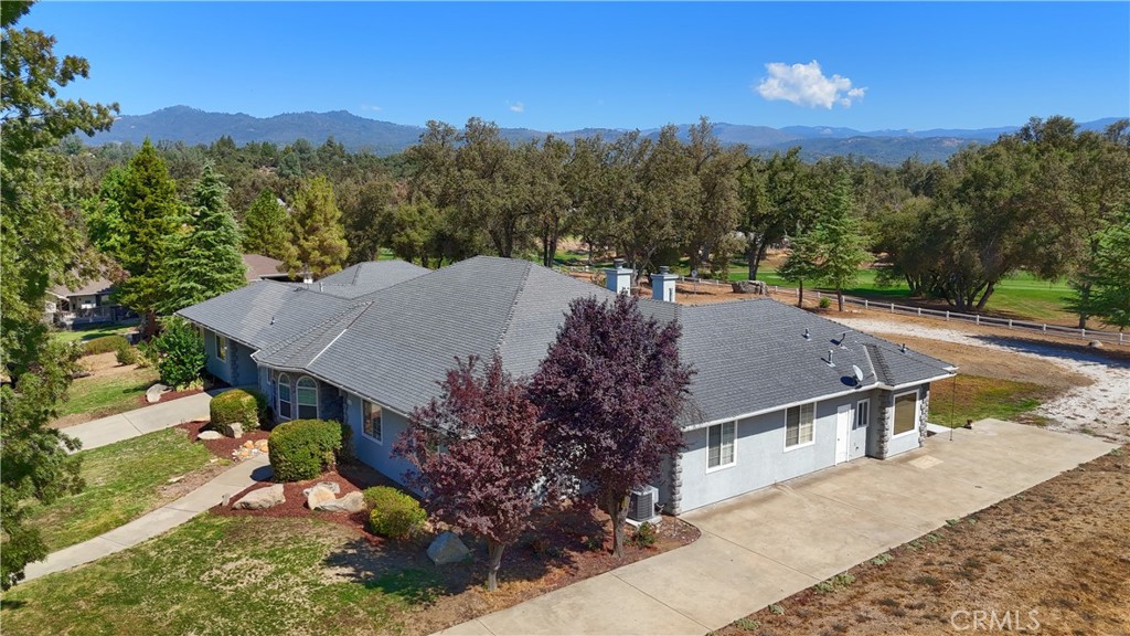 41345 Singing Hills Circle Property Photo 8