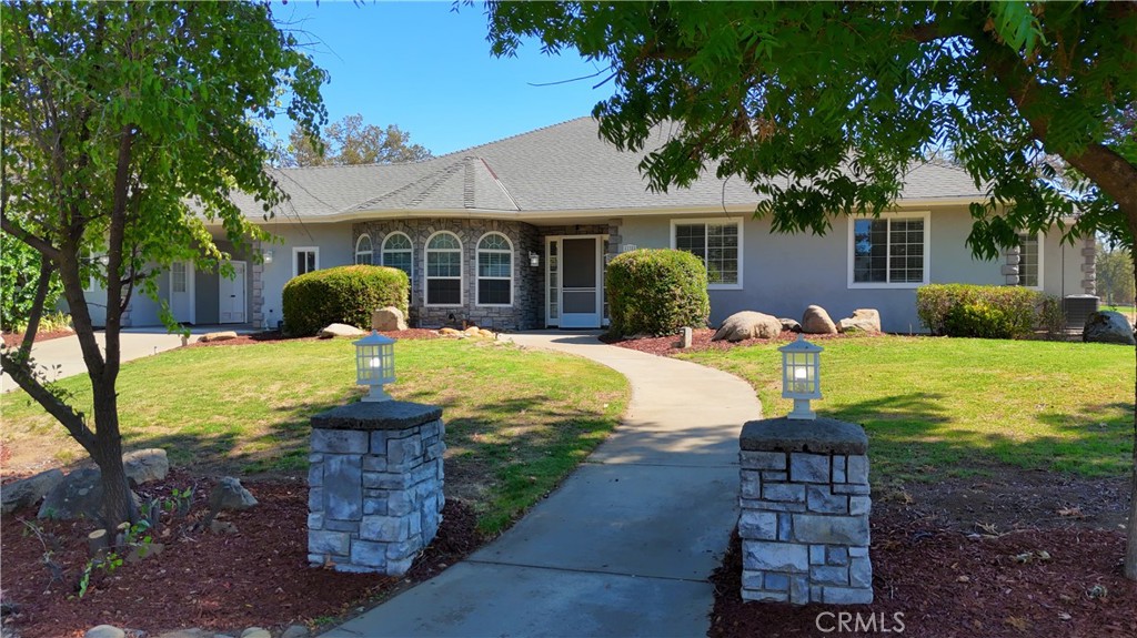 41345 Singing Hills Circle Property Photo 12