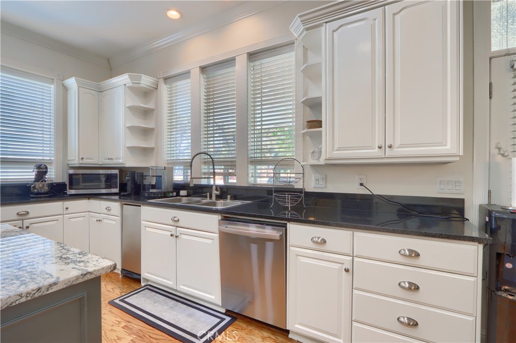 41345 Singing Hills Circle Property Photo 28