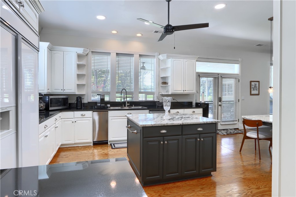 41345 Singing Hills Circle Property Photo 32