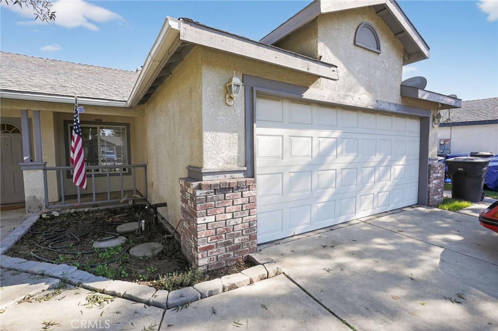 1133 Summer Field Property Photo 4