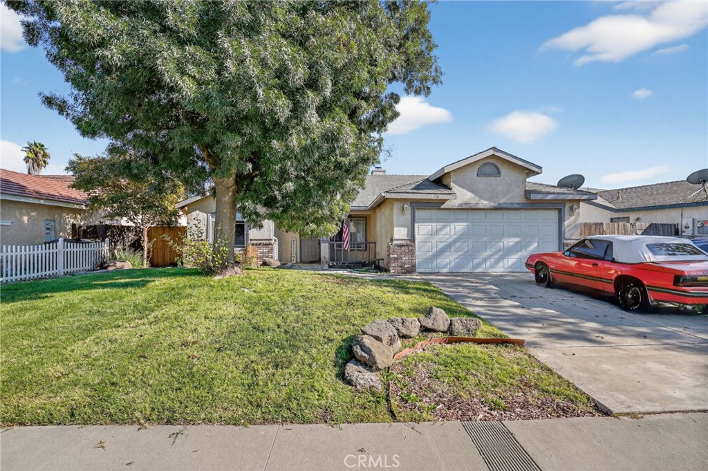 1133 Summer Field Property Photo 6