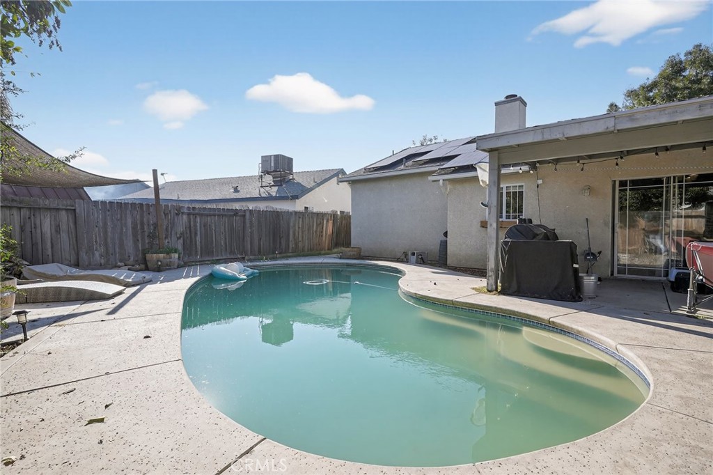 1133 Summer Field Property Photo 7