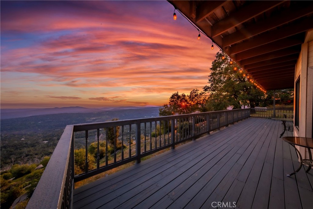 33177 Cascadel Heights Drive Property Photo 1