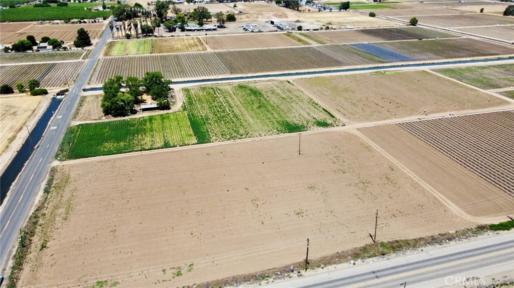 1722 S Brawley Property Photo 6