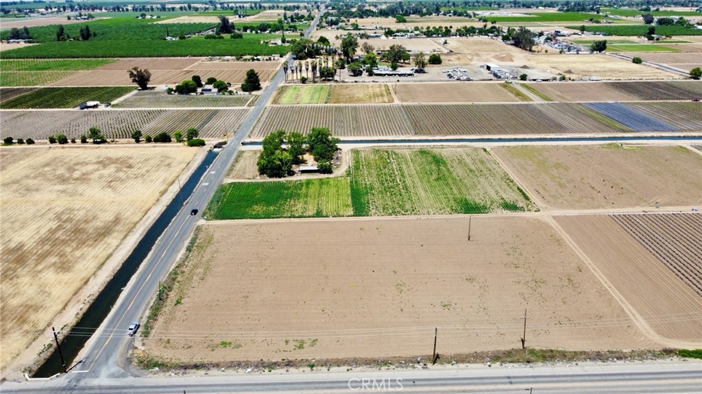 1722 S Brawley Property Photo 7