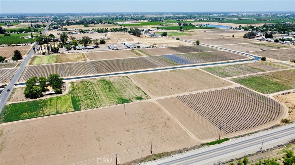 1722 S Brawley Property Photo 8