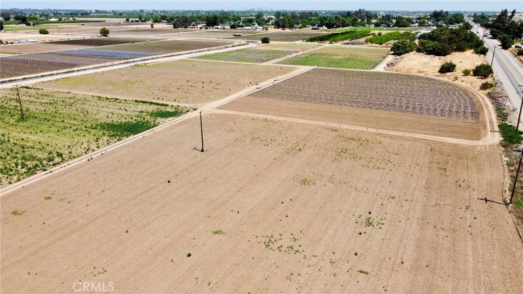 1722 S Brawley Property Photo 12