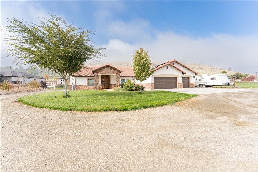 16605 Deer Creek Drive Property Photo 4