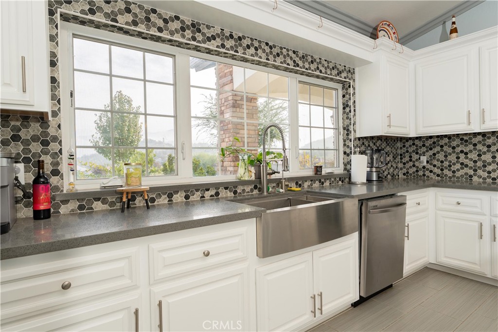 16605 Deer Creek Drive Property Photo 18