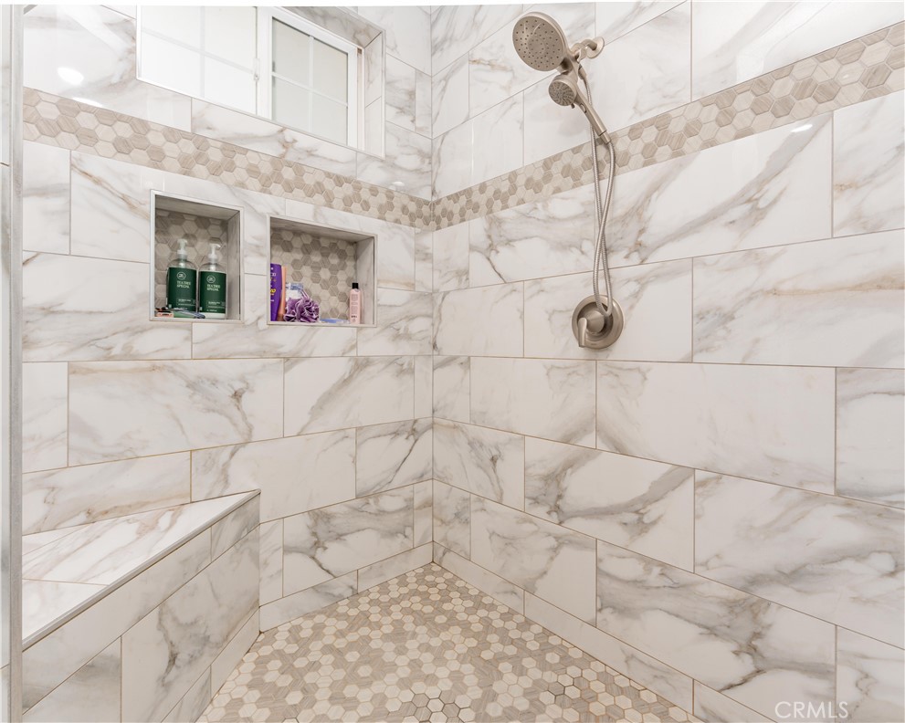 16605 Deer Creek Drive Property Photo 28