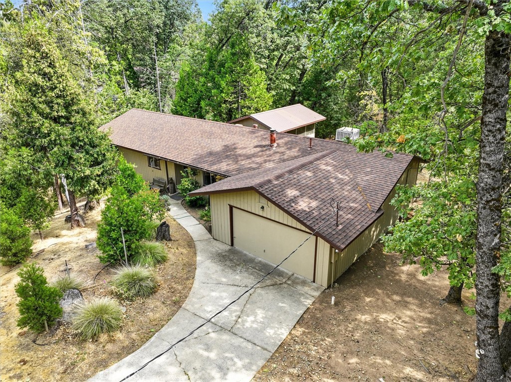 59556 Cascadel Property Photo 2