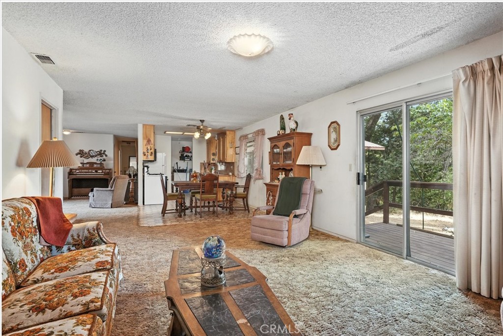 59556 Cascadel Property Photo 13