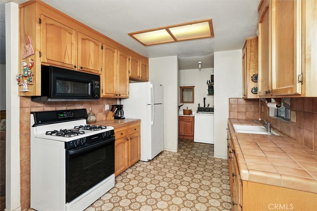 59556 Cascadel Property Photo 17