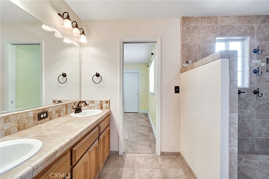14183 Road 24 Property Photo 27