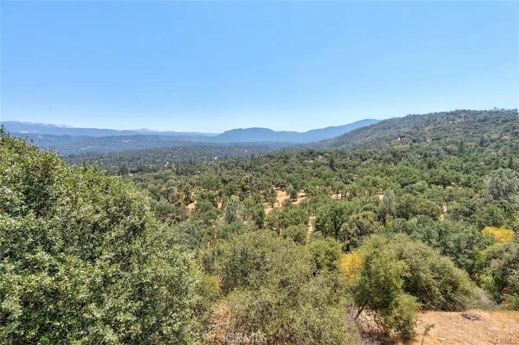 38797 Highway 41 Property Photo 3
