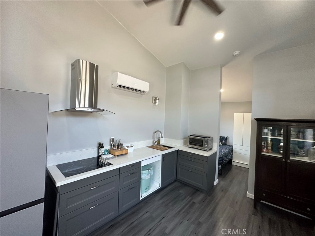 620 Broadway Property Photo 4