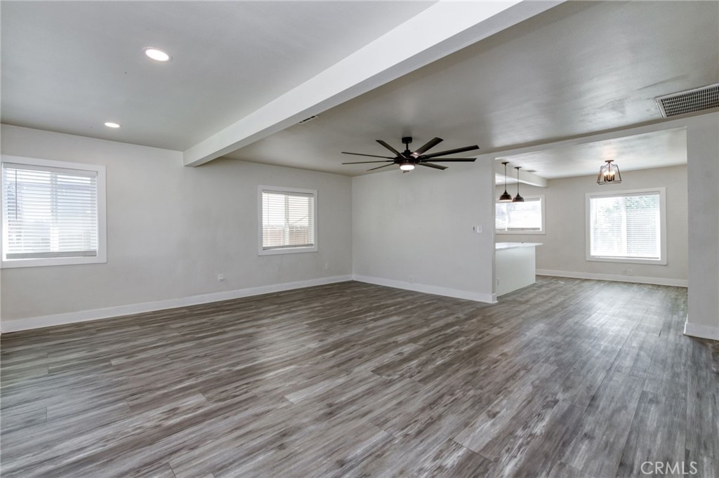 1317 Hall Avenue Property Photo 8
