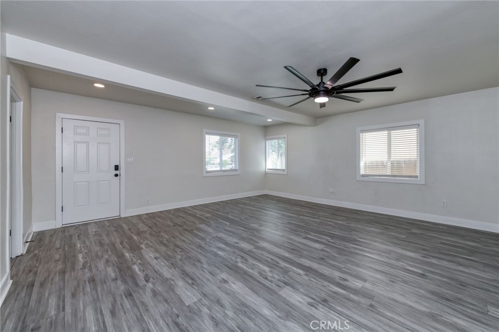1317 Hall Avenue Property Photo 11