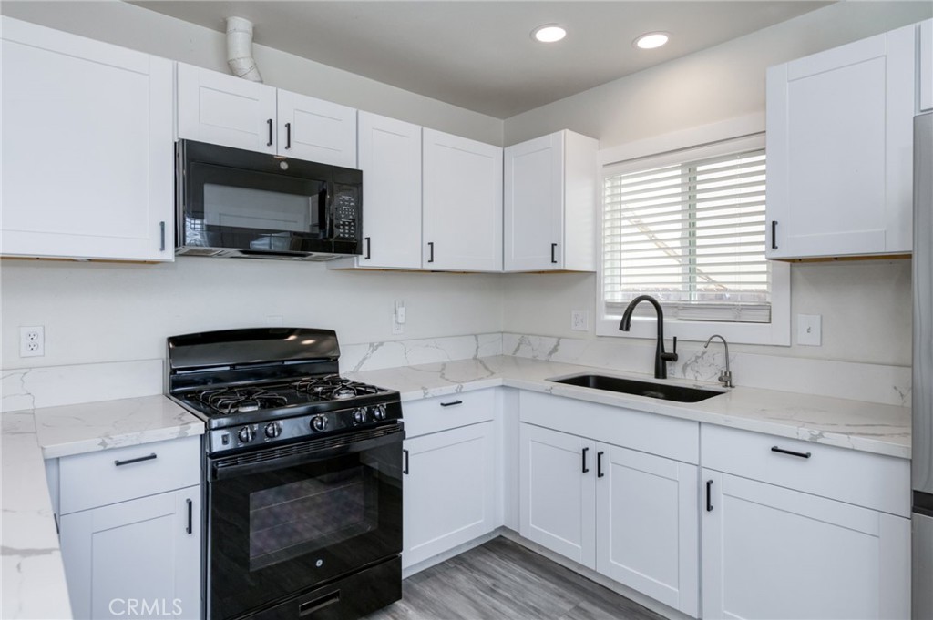 1317 Hall Avenue Property Photo 14