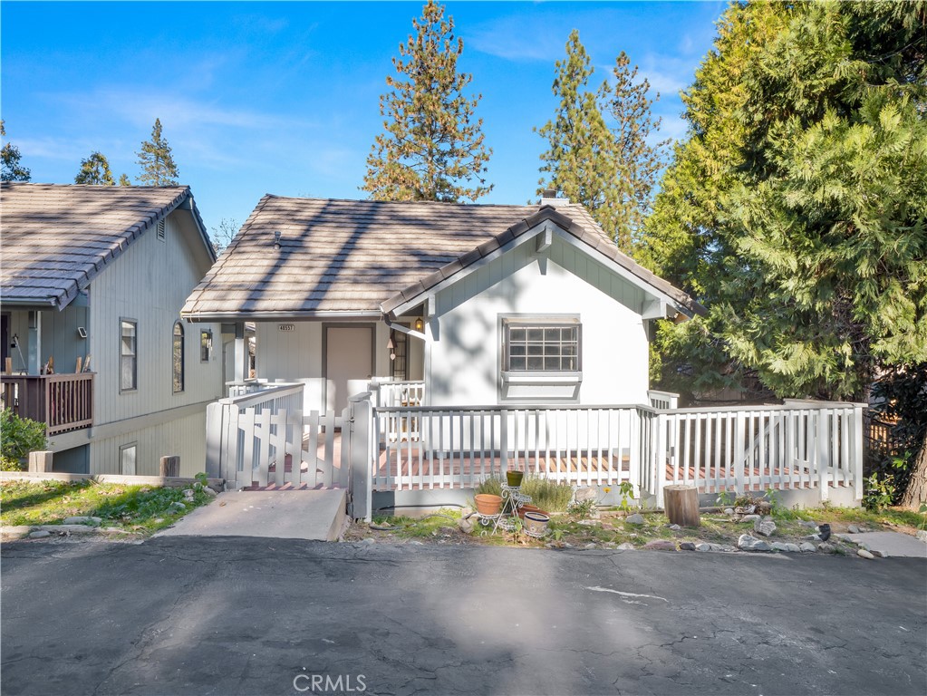 40557 Saddleback Road Property Photo 2