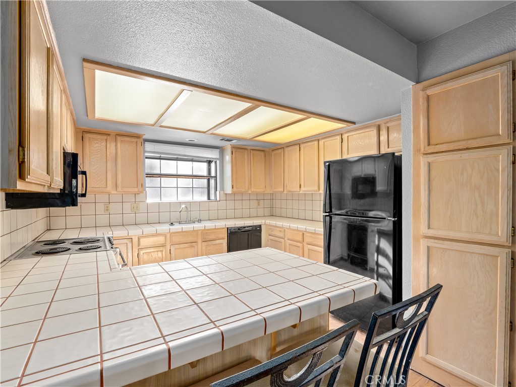 40557 Saddleback Road Property Photo 9