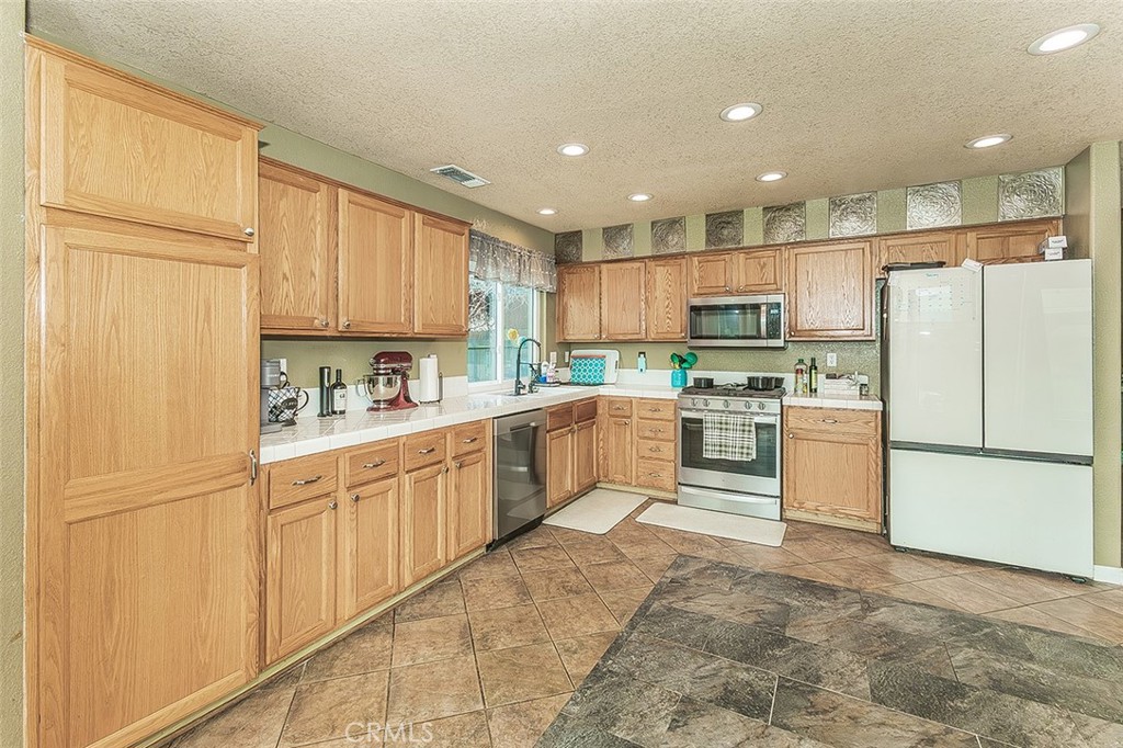 671 Cambria Lane Property Photo 13