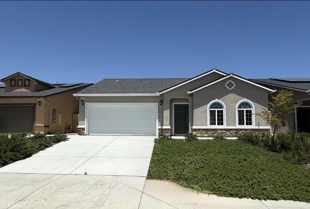 1105 E Orange Street Property Photo 1