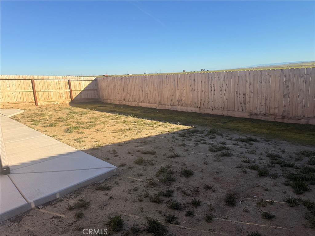 1105 E Orange Street Property Photo 10