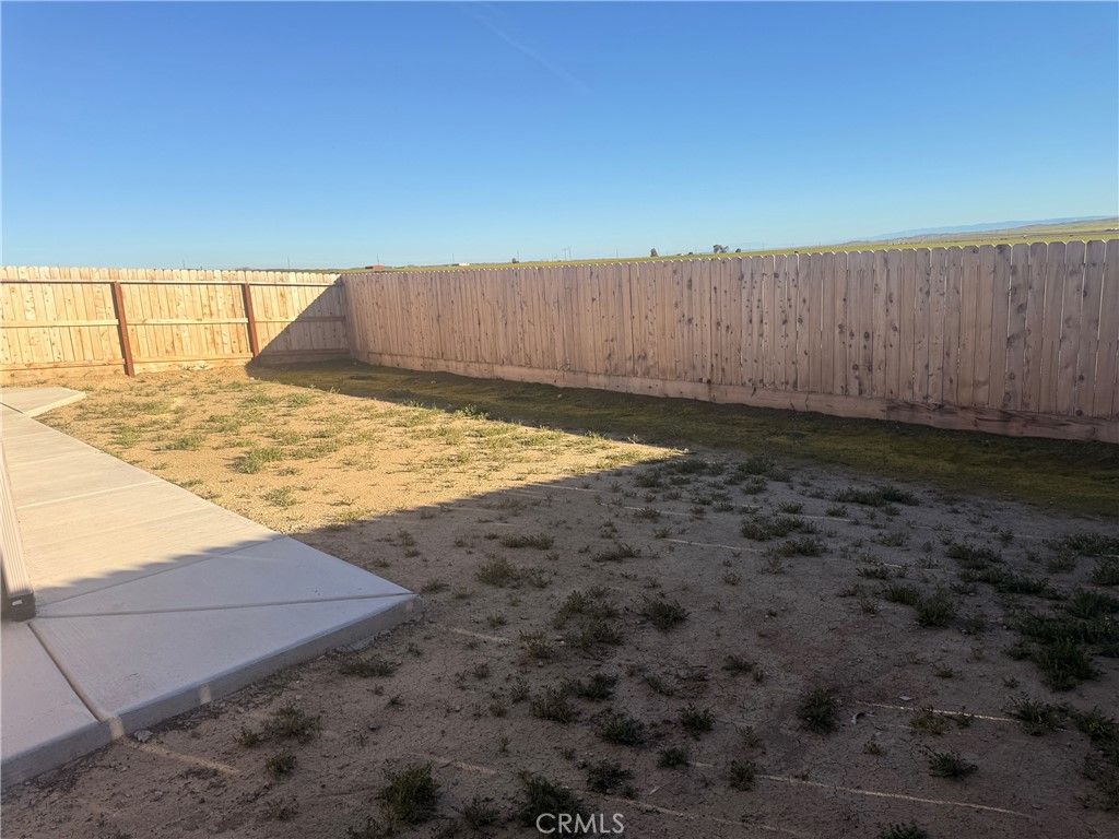 1105 E Orange Street Property Photo 10