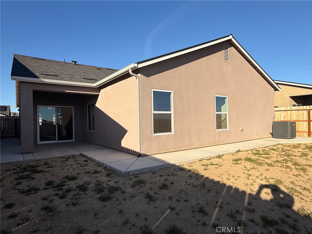 1105 E Orange Street Property Photo 14