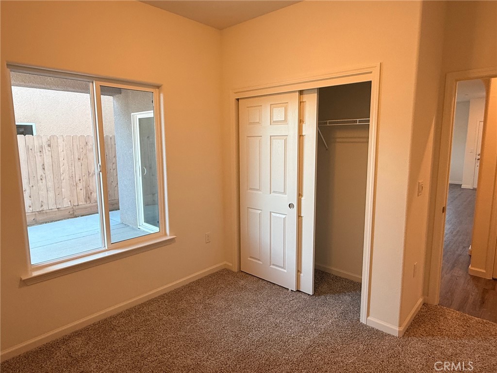 1105 E Orange Street Property Photo 17