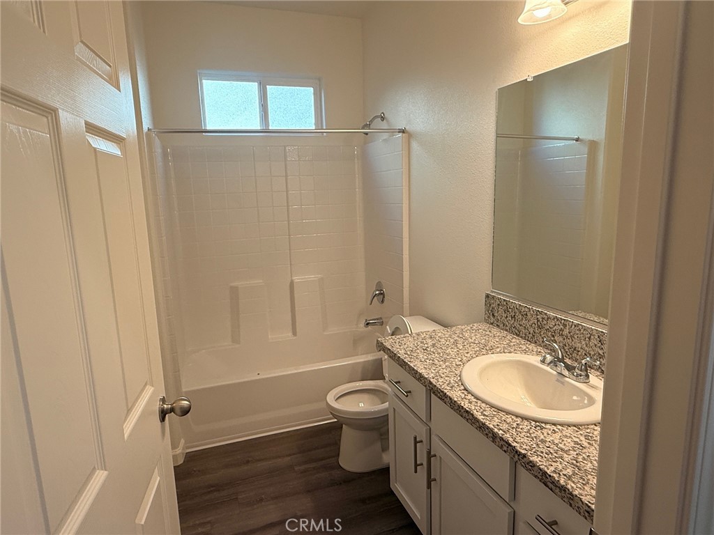 1105 E Orange Street Property Photo 19